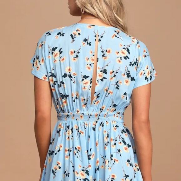 Lulus Dondi She's So Sweet Light Blue Floral Print Tie-Front Rayon Romper XS - Picture 7 of 15